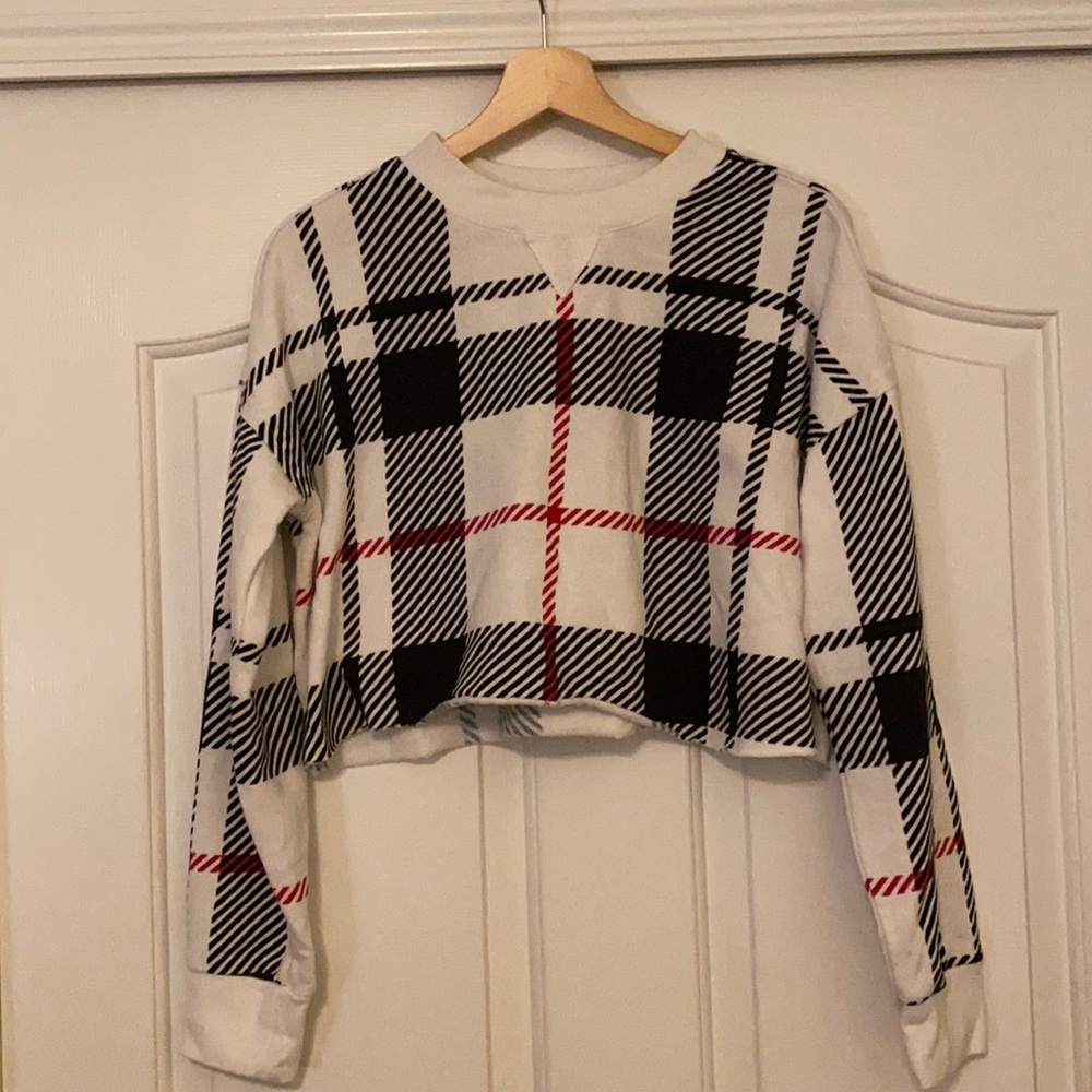 Cropped sweater
